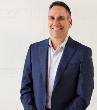 Blending Tradition with Innovation: Navigating Sales Strategy, Sustainability and Technology