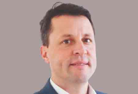 Parallel Developments in Civil and Military Drone Technology-Challenges and Opportunities